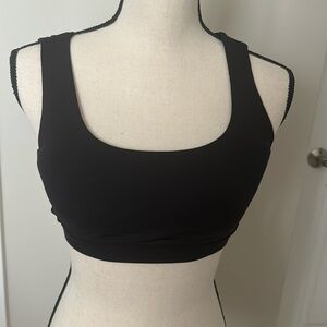 LULU LEMON, size 4 black sports bra